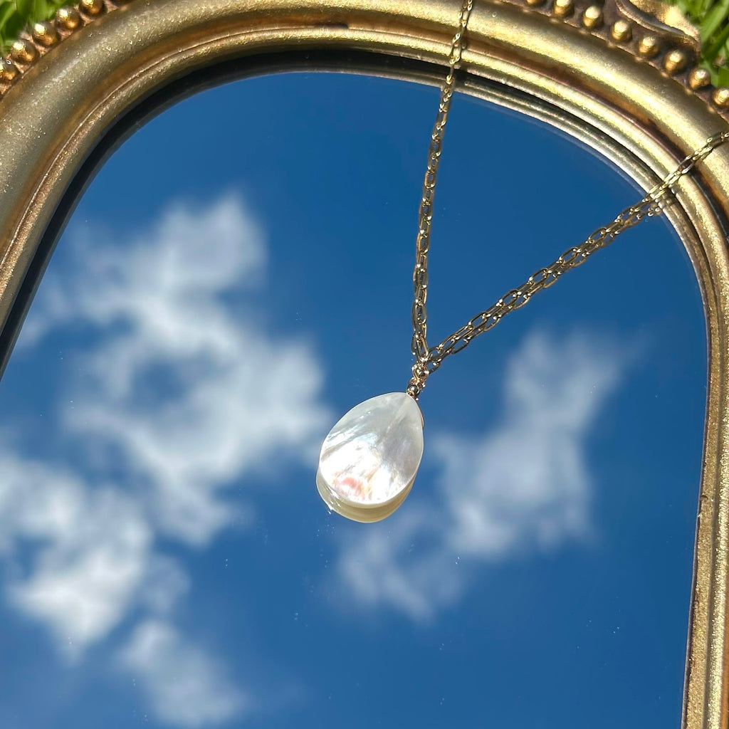 Pearl Teardrop Necklace