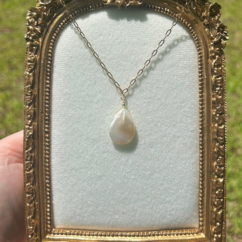 Pearl Teardrop Necklace