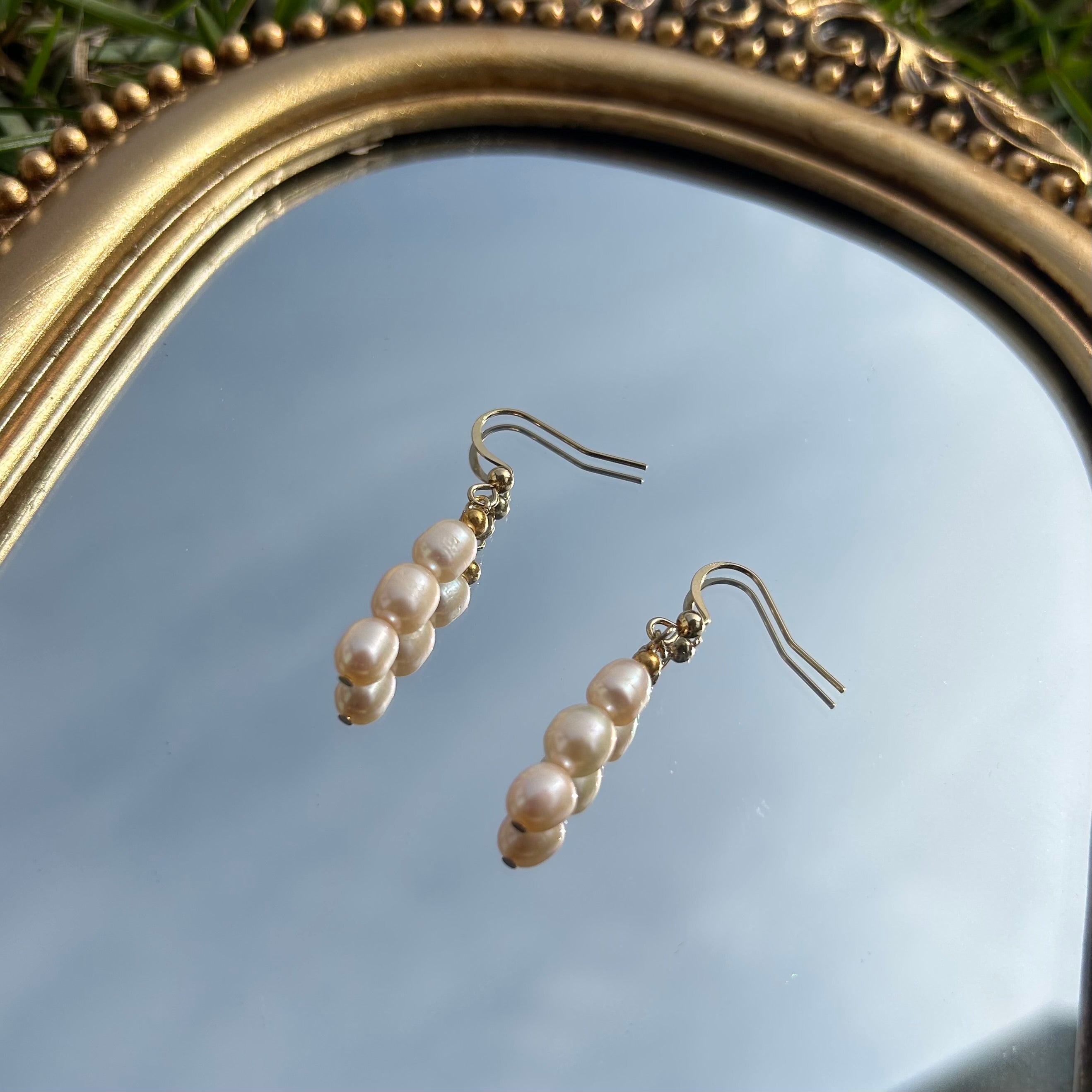 Pearl Aurelia Earrings