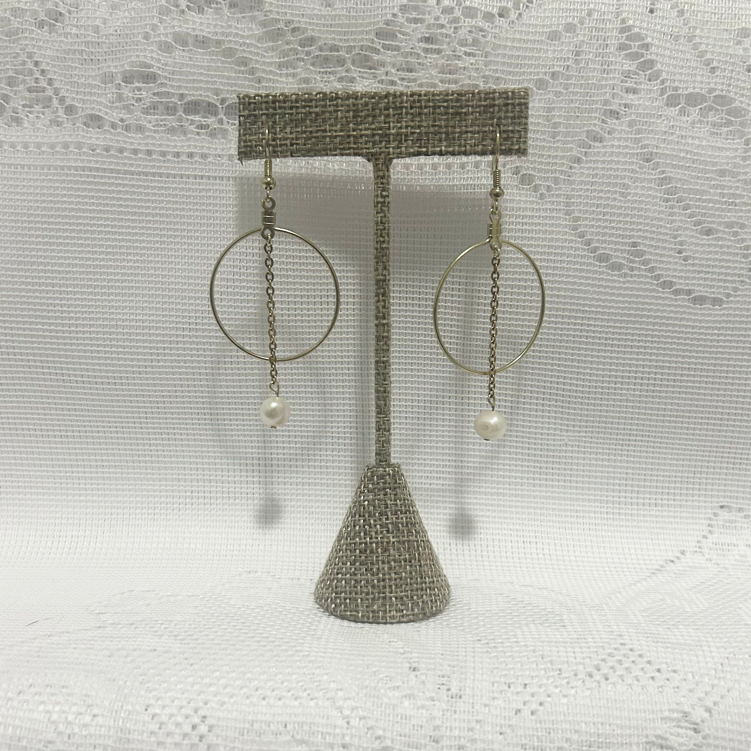 Pearl Axis Earrings